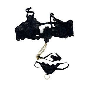 Sexy Black Lace Lingerie Set With Gold Ring & Chain Detail - Medium